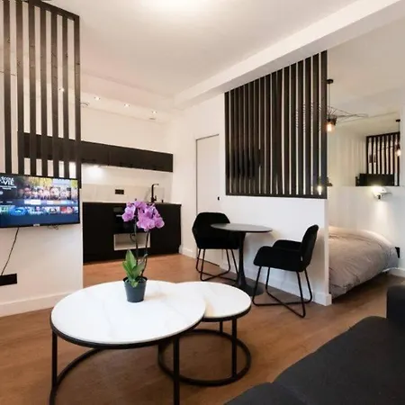 Studio Le Medicis - 4 Appartement